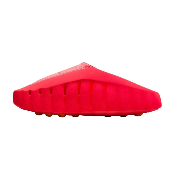 Nike mind 001 - solar red